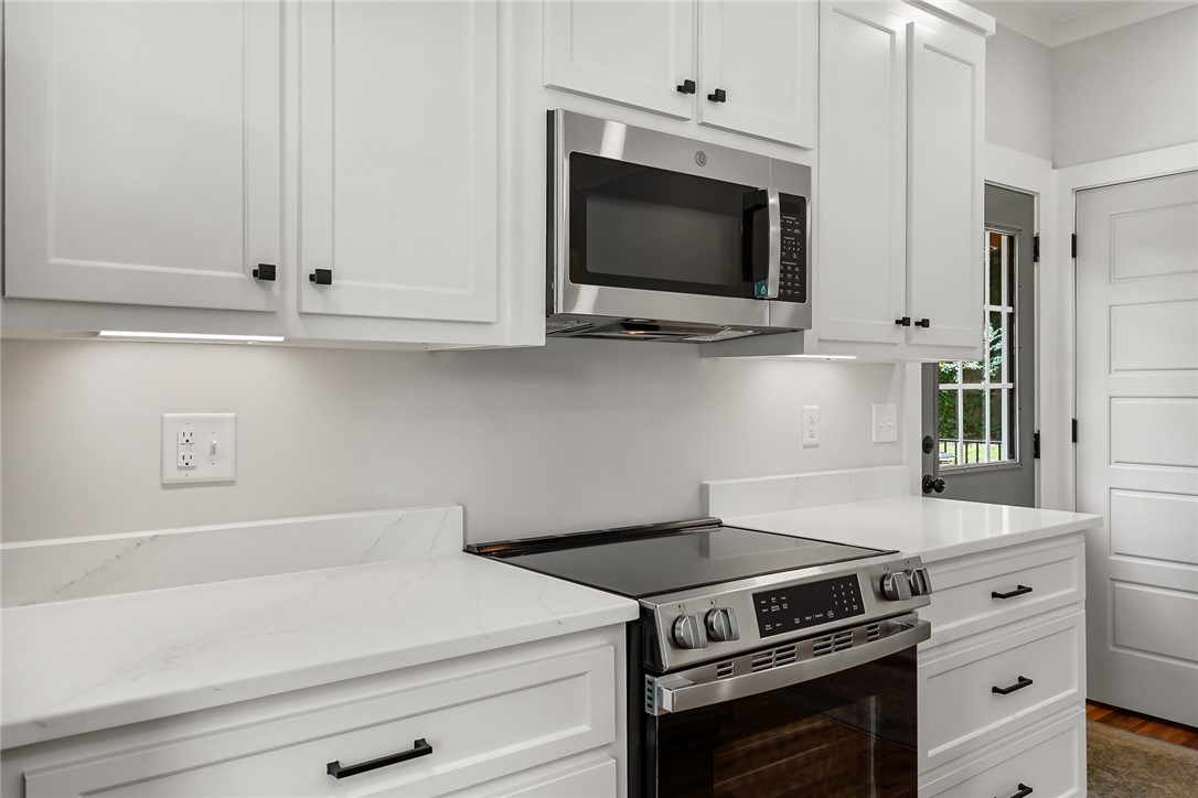 504 East Main Street Pendleton, SC 29670 - Photo 18 of 33