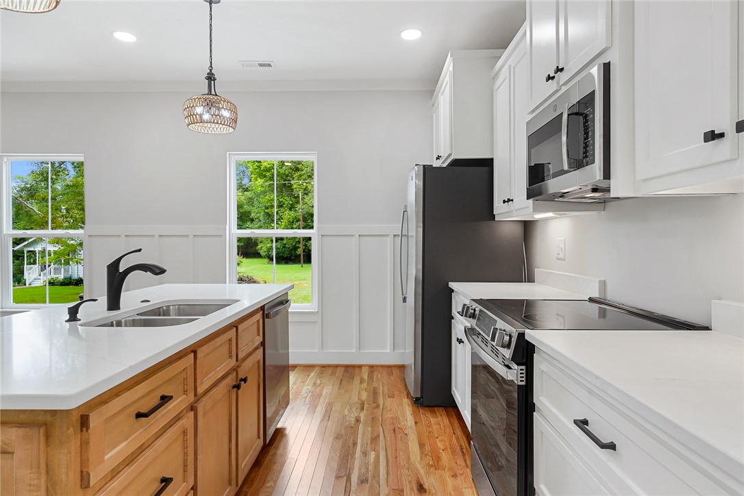 504 East Main Street Pendleton, SC 29670 - Photo 22 of 33