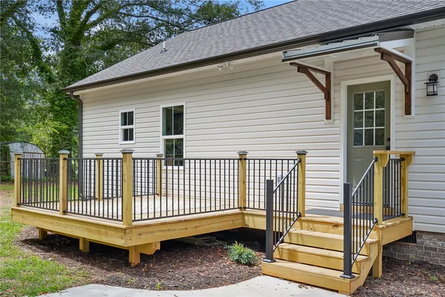 $290,000 | 504 East Main Street, Pendleton, SC 29670