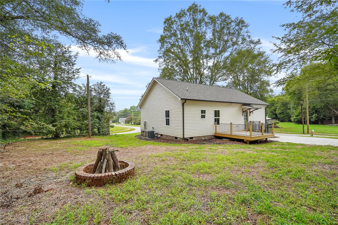 504 East Main Street Pendleton, SC 29670 - Photo 31 of 33