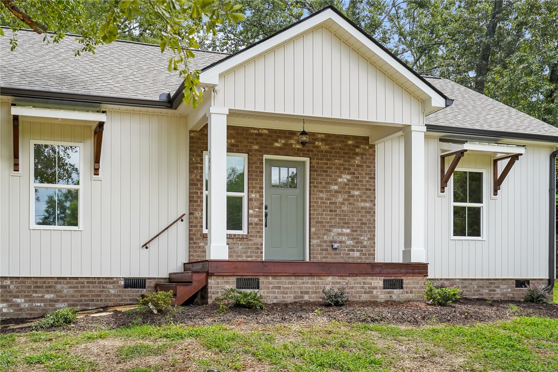 504 East Main Street Pendleton, SC 29670 - Photo 6 of 33