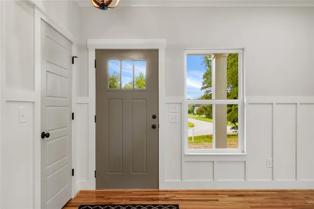 $290,000 | 504 East Main Street, Pendleton, SC 29670