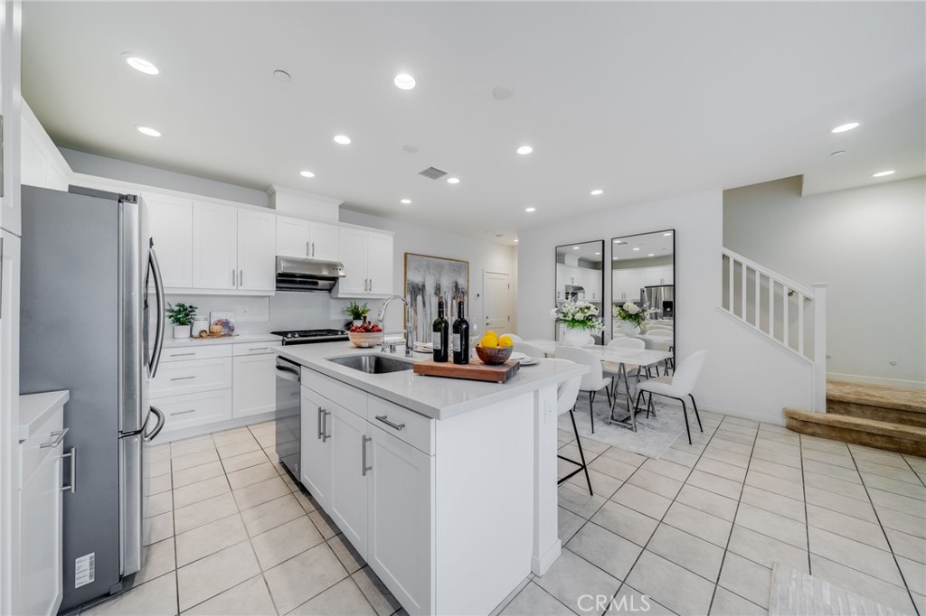 105 High Meadow Lake Forest, CA 92610 - Photo 14 of 57