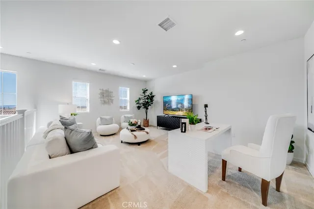 $1,185,000 | 105 High Meadow, Lake Forest, CA 92610