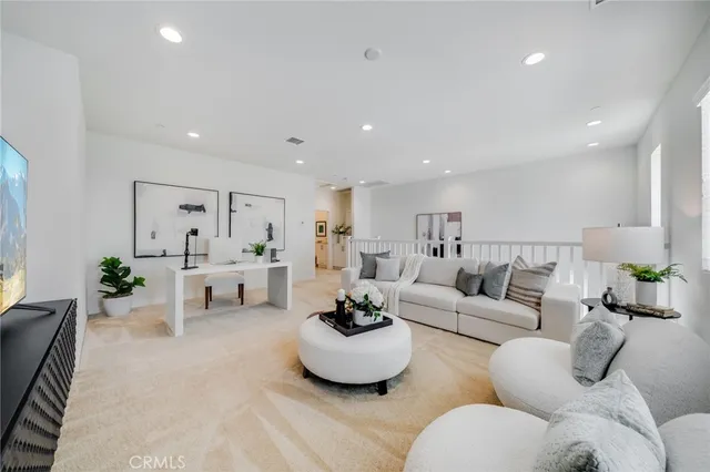 $1,185,000 | 105 High Meadow, Lake Forest, CA 92610