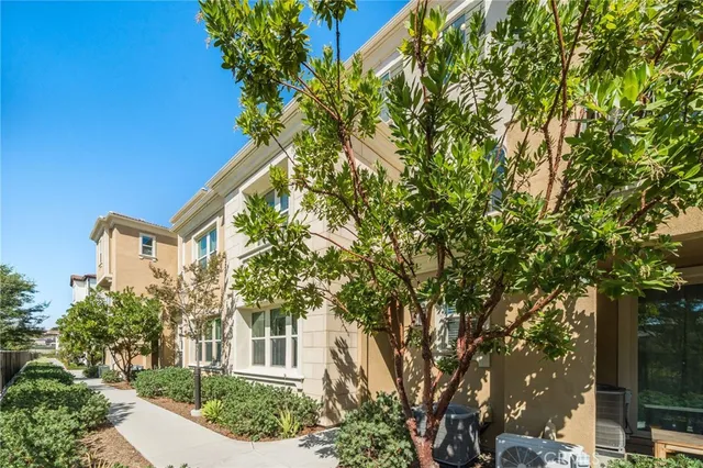 $1,185,000 | 105 High Meadow, Lake Forest, CA 92610