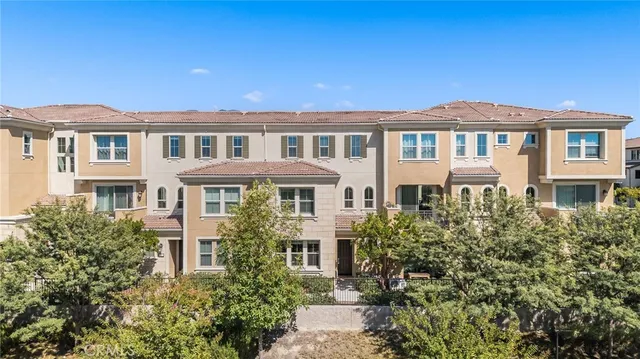 $1,185,000 | 105 High Meadow, Lake Forest, CA 92610