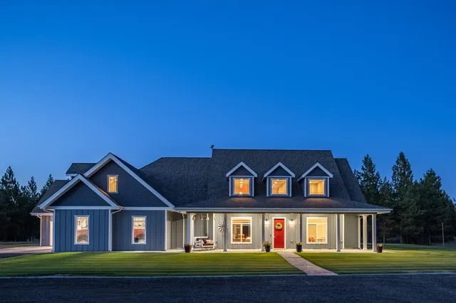 $1,299,900 | 1 South Fairchild Street, Medical Lake, WA 99022