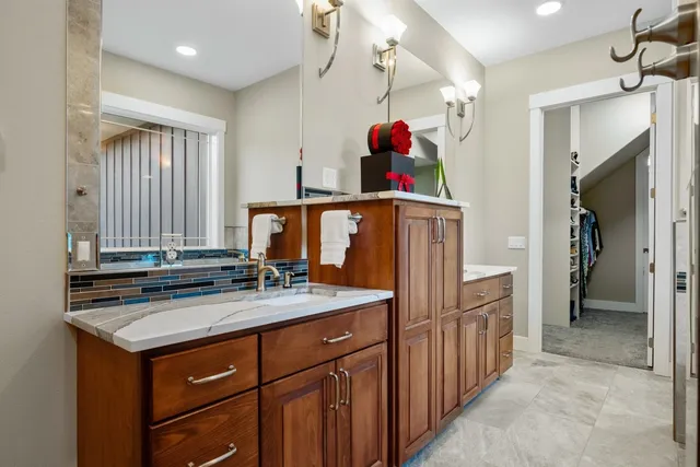 $1,299,900 | 1 South Fairchild Street, Medical Lake, WA 99022