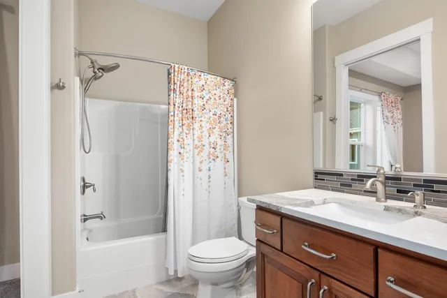 $1,299,900 | 1 South Fairchild Street, Medical Lake, WA 99022