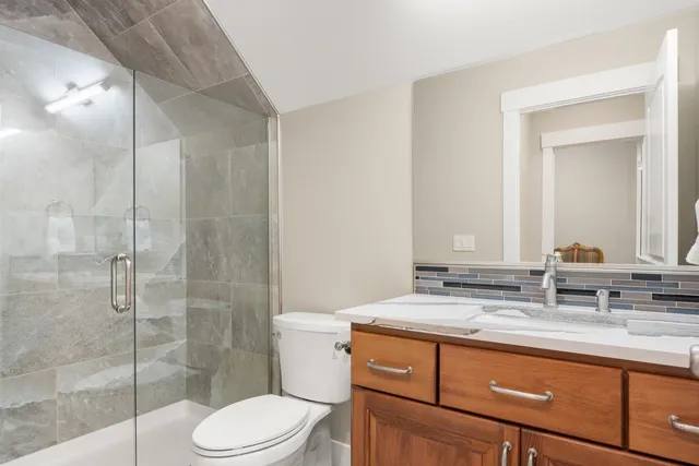 $1,299,900 | 1 South Fairchild Street, Medical Lake, WA 99022