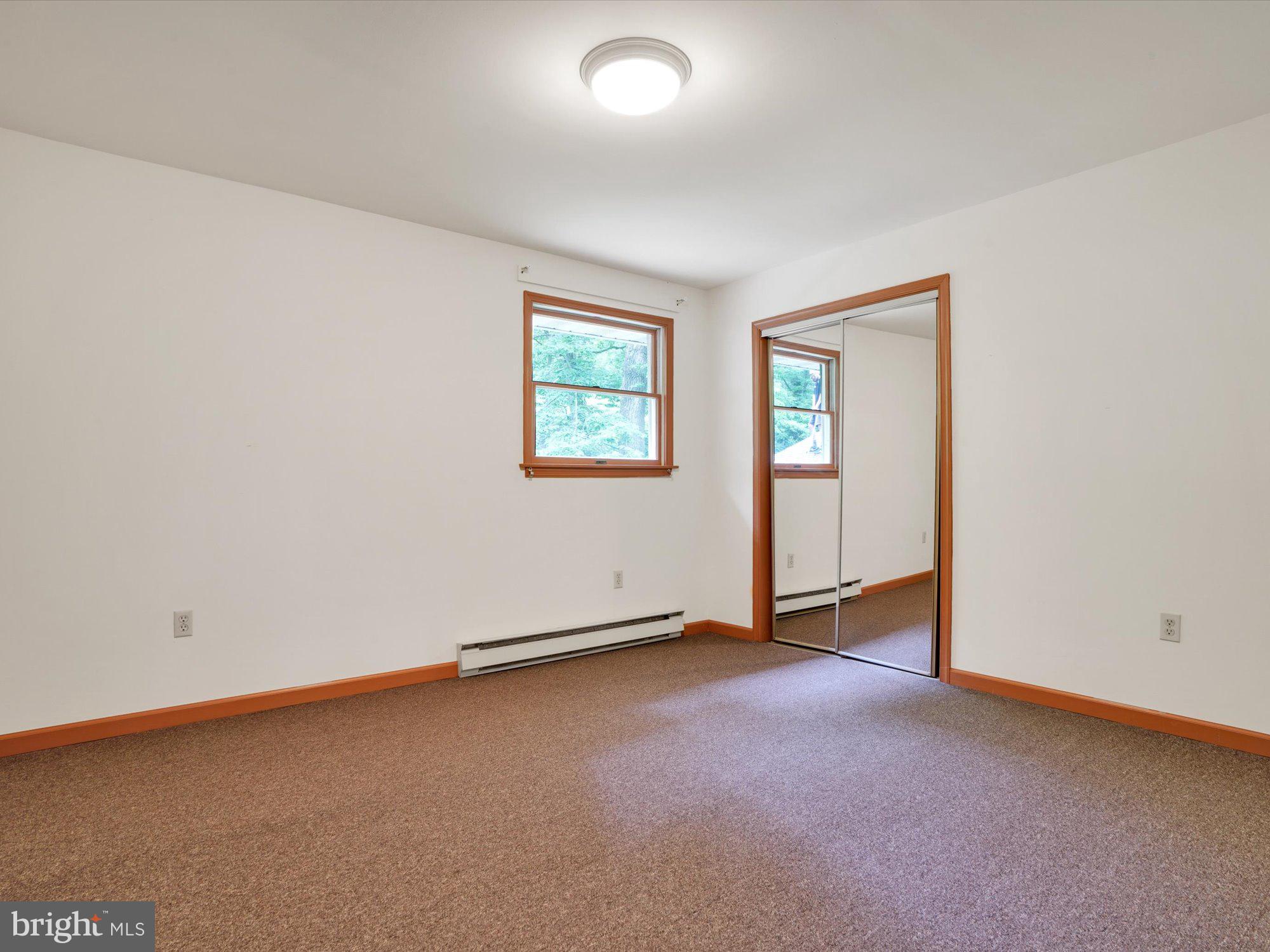 265 Mountain View Road Reading, PA 19607 - Photo 9 of 34