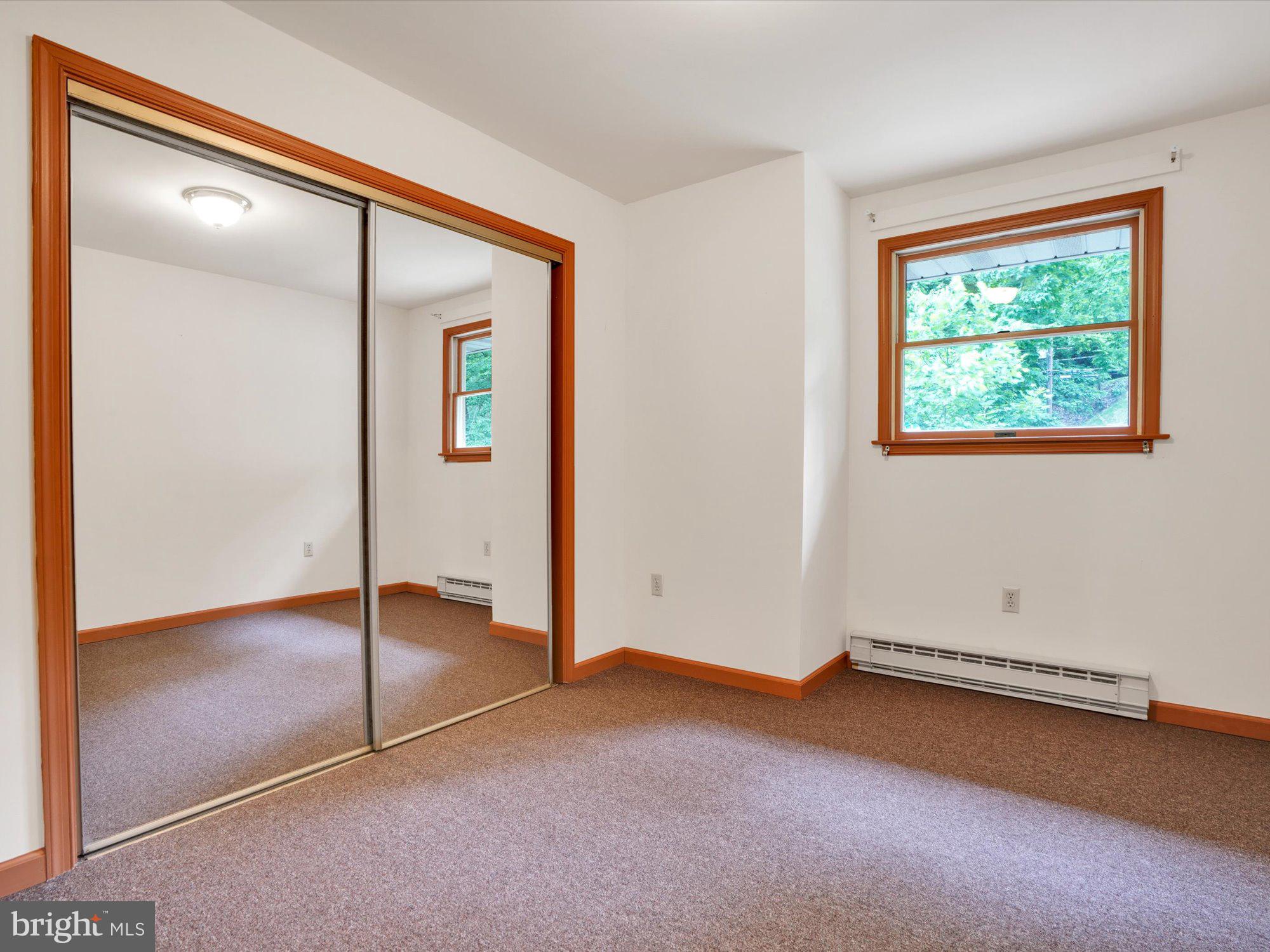 265 Mountain View Road Reading, PA 19607 - Photo 10 of 34
