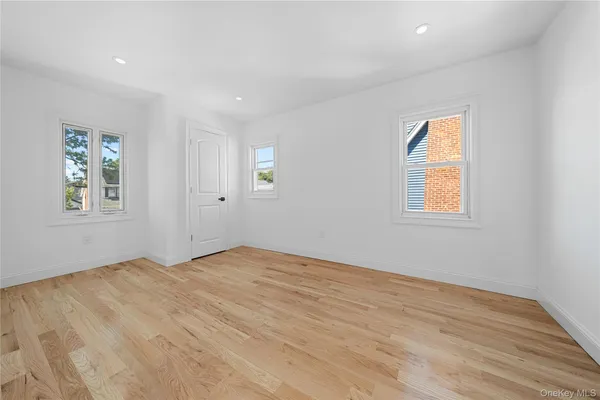 $825,000 | 87 Parsons Drive, Hempstead, NY 11550