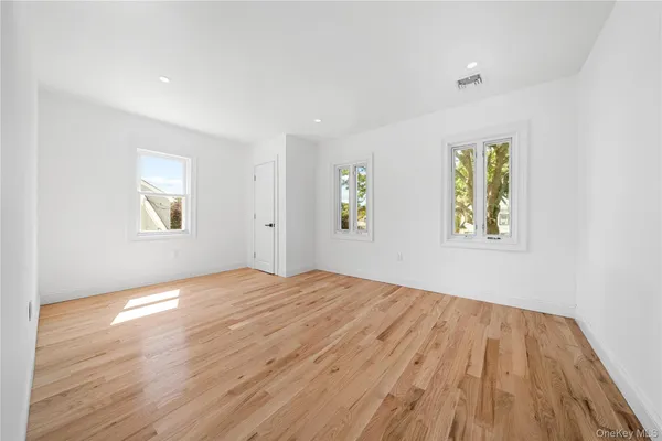 $825,000 | 87 Parsons Drive, Hempstead, NY 11550