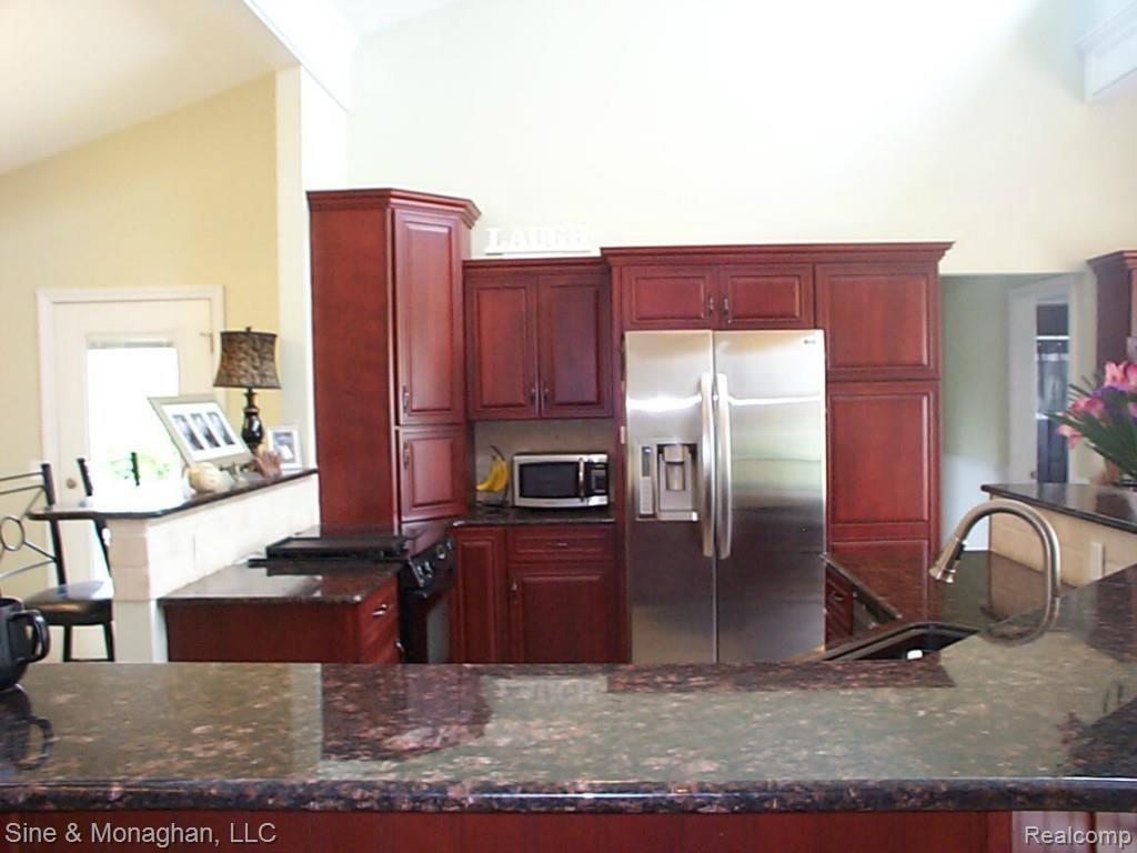4300 Yankee Road St. Clair, MI 48079 - Photo 28 of 36 28 KITCHEN 4300 YANKEE.jpg