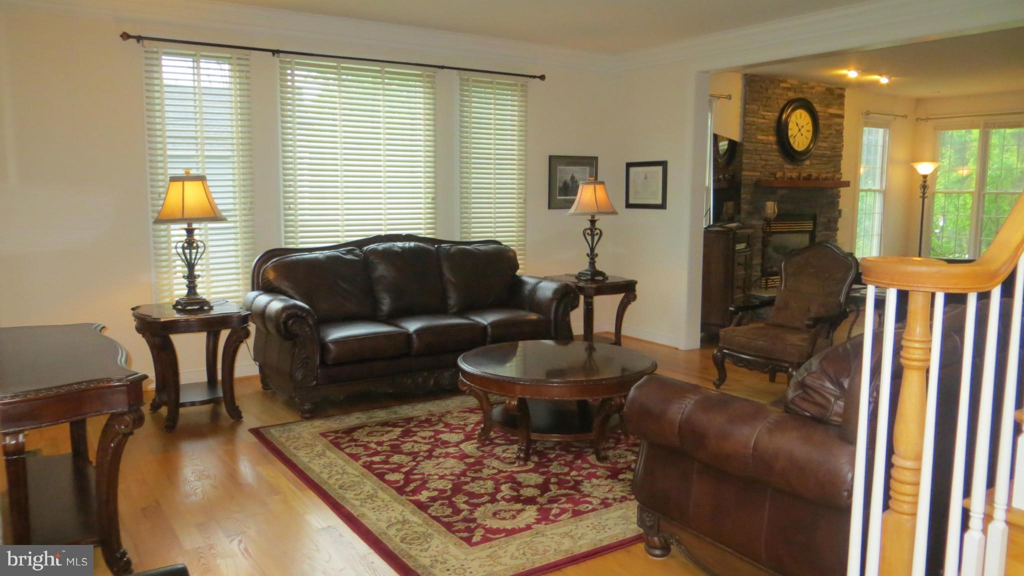 1179 Old County Road Arnold, MD 21012 - Photo 7 of 29 Living Room
