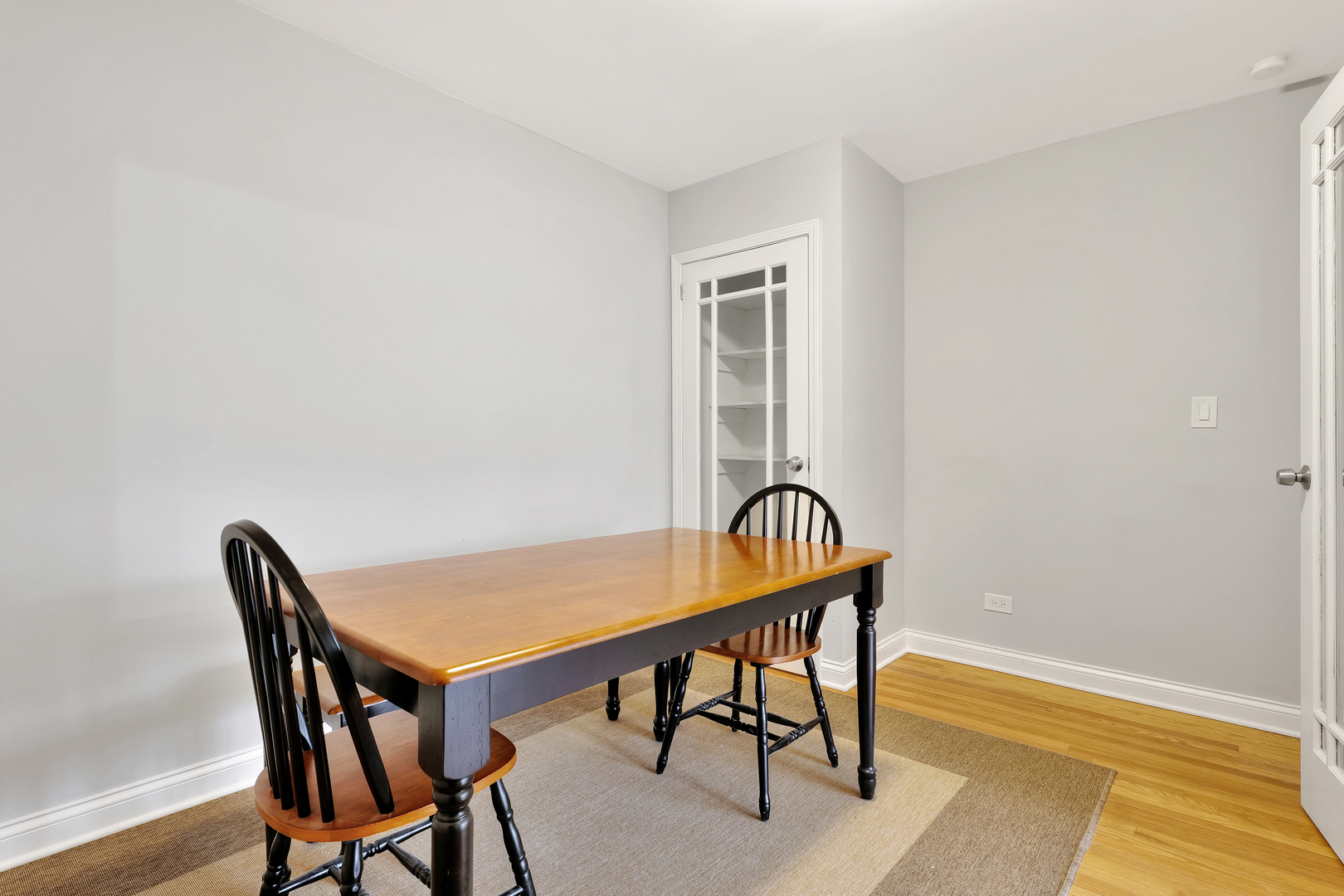 200 Ridge Avenue, Unit 2F Evanston, IL 60202 - Photo 13 of 29 Gallery Image 13