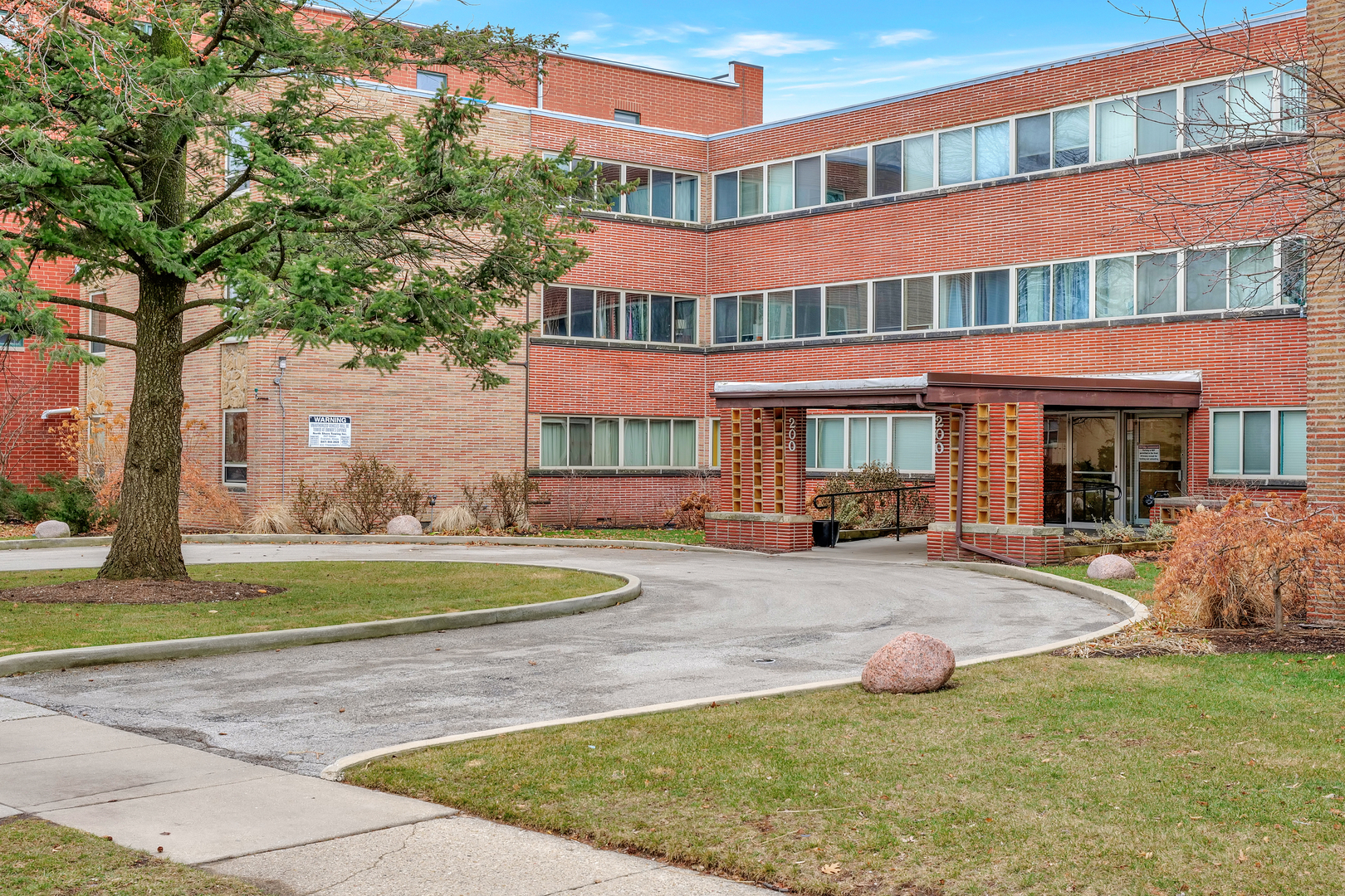200 Ridge Avenue, Unit 2F Evanston, IL 60202 - Photo 23 of 29 Gallery Image 23