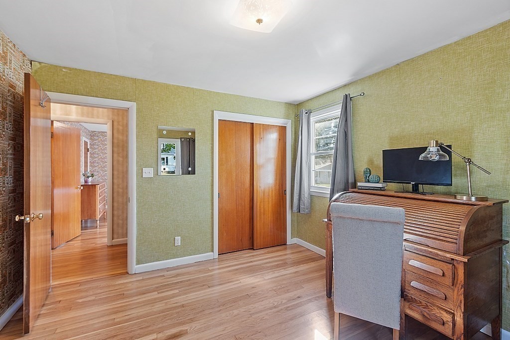 104 Douglas Road Gardner, MA 01440 - Photo 29 of 42 Gallery Image 29