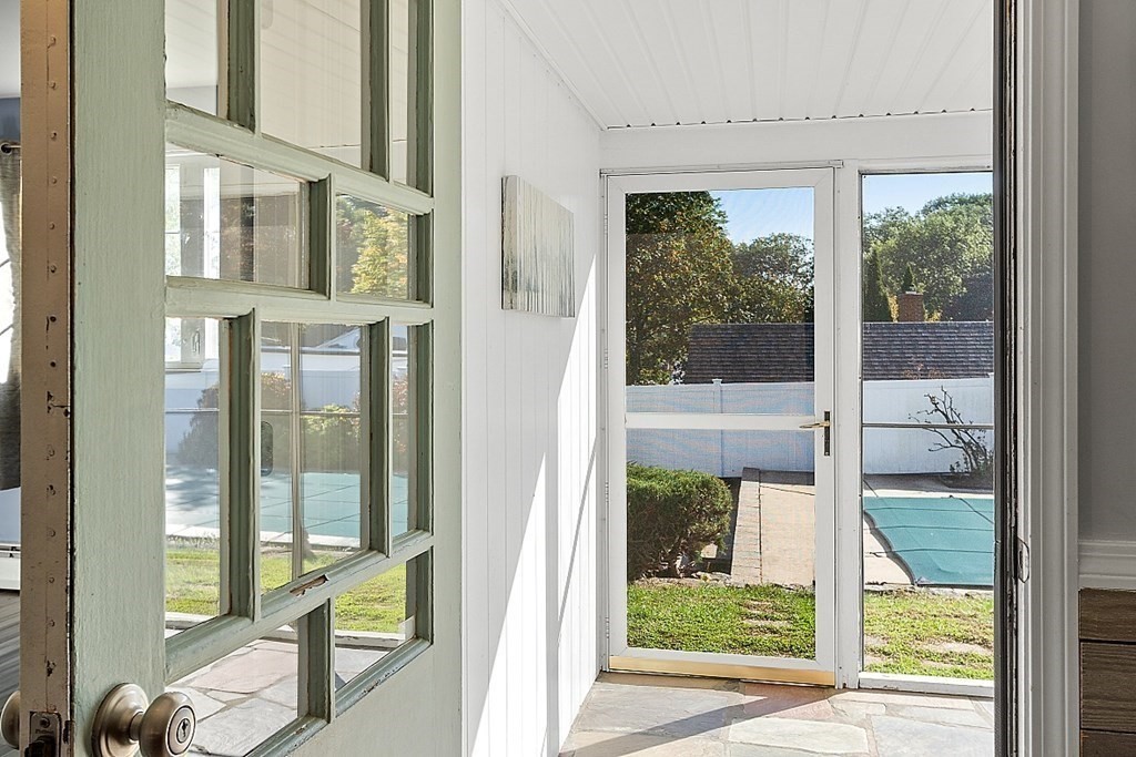 104 Douglas Road Gardner, MA 01440 - Photo 32 of 42 Gallery Image 32