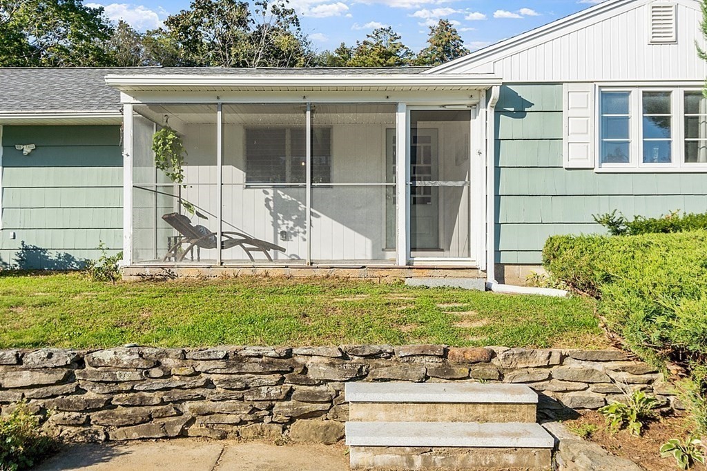104 Douglas Road Gardner, MA 01440 - Photo 35 of 42 Gallery Image 35