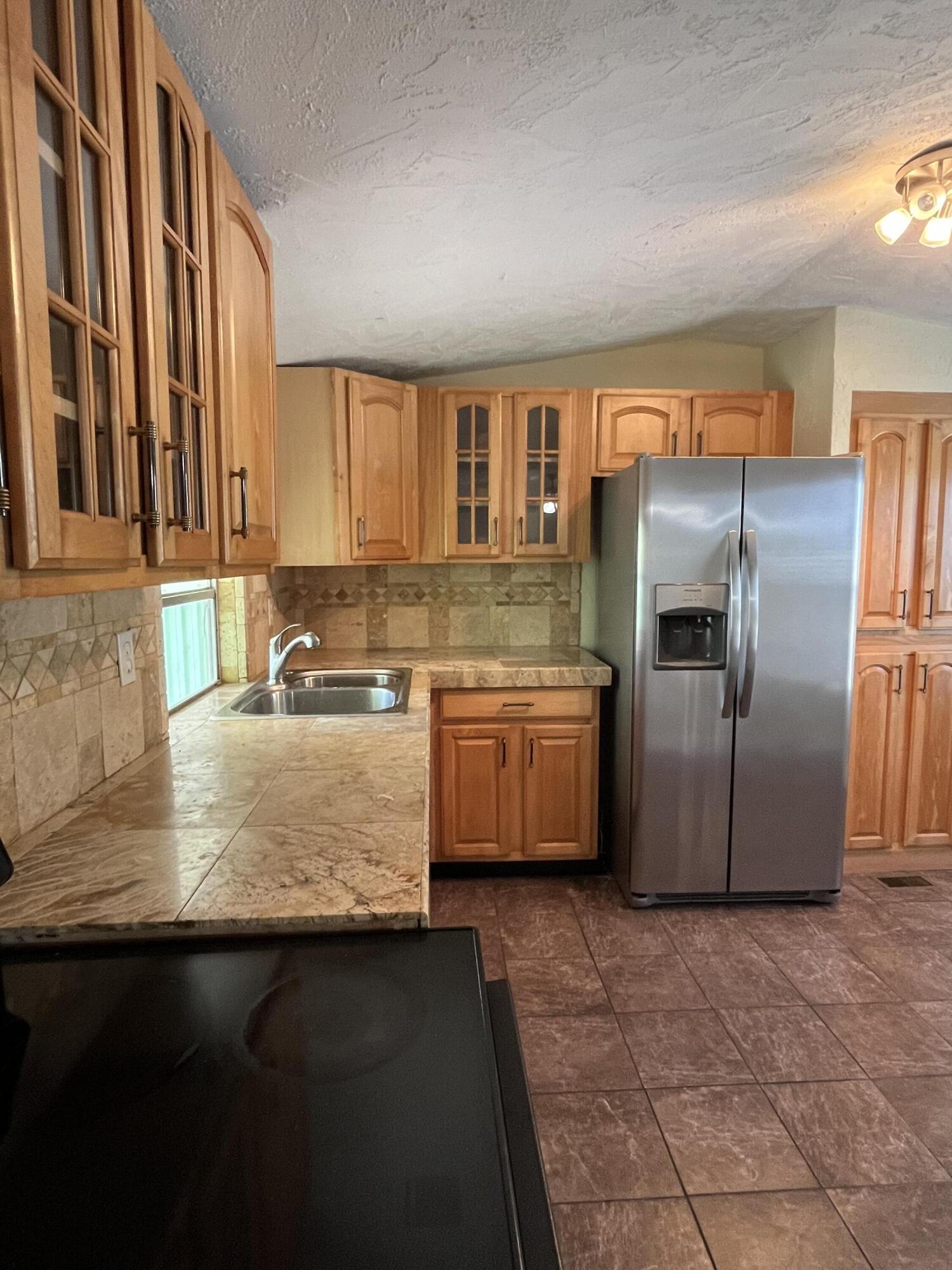 11876 Atlantic Circle Boca Raton, FL 33428 - Photo 9 of 21 Kitchen