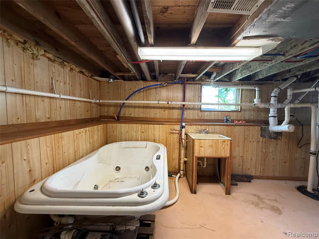 10323 Halsey Road Grand Blanc, MI 48439 - Photo 16 of 18