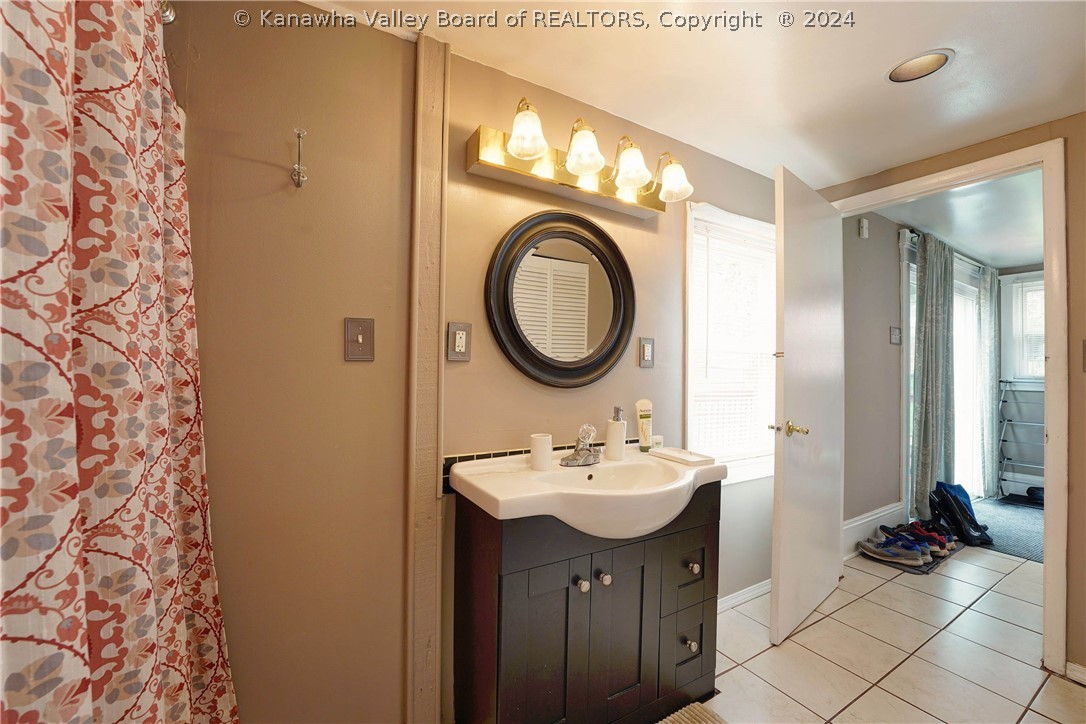 1001 Highland Road Charleston, WV 25302 - Photo 12 of 28 Gallery Image 12