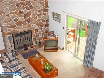 8 Hawk Hill Road Downingtown, PA 19335 - Photo 4 of 8 Family Room