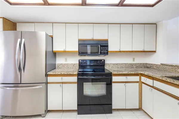 $249,900 | 19661 Lost Creek Drive, Estero, FL 33967