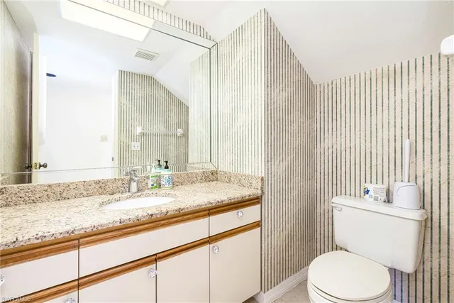 $269,900 | 19661 Lost Creek Drive, Estero, FL 33967