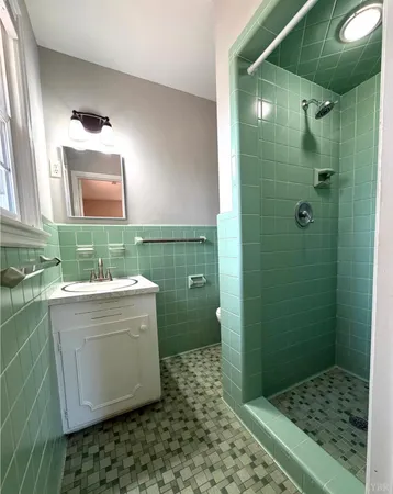 $365,000 | 205 Woodrow Avenue, Monroe, VA 24574