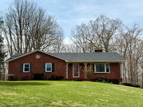 $365,000 | 205 Woodrow Avenue, Monroe, VA 24574