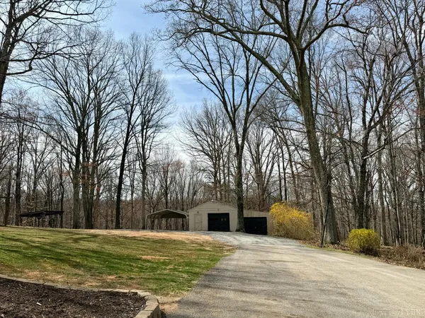 $365,000 | 205 Woodrow Avenue, Monroe, VA 24574
