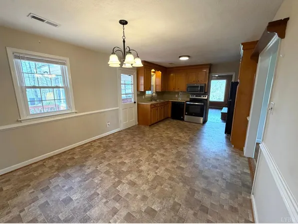 $365,000 | 205 Woodrow Avenue, Monroe, VA 24574