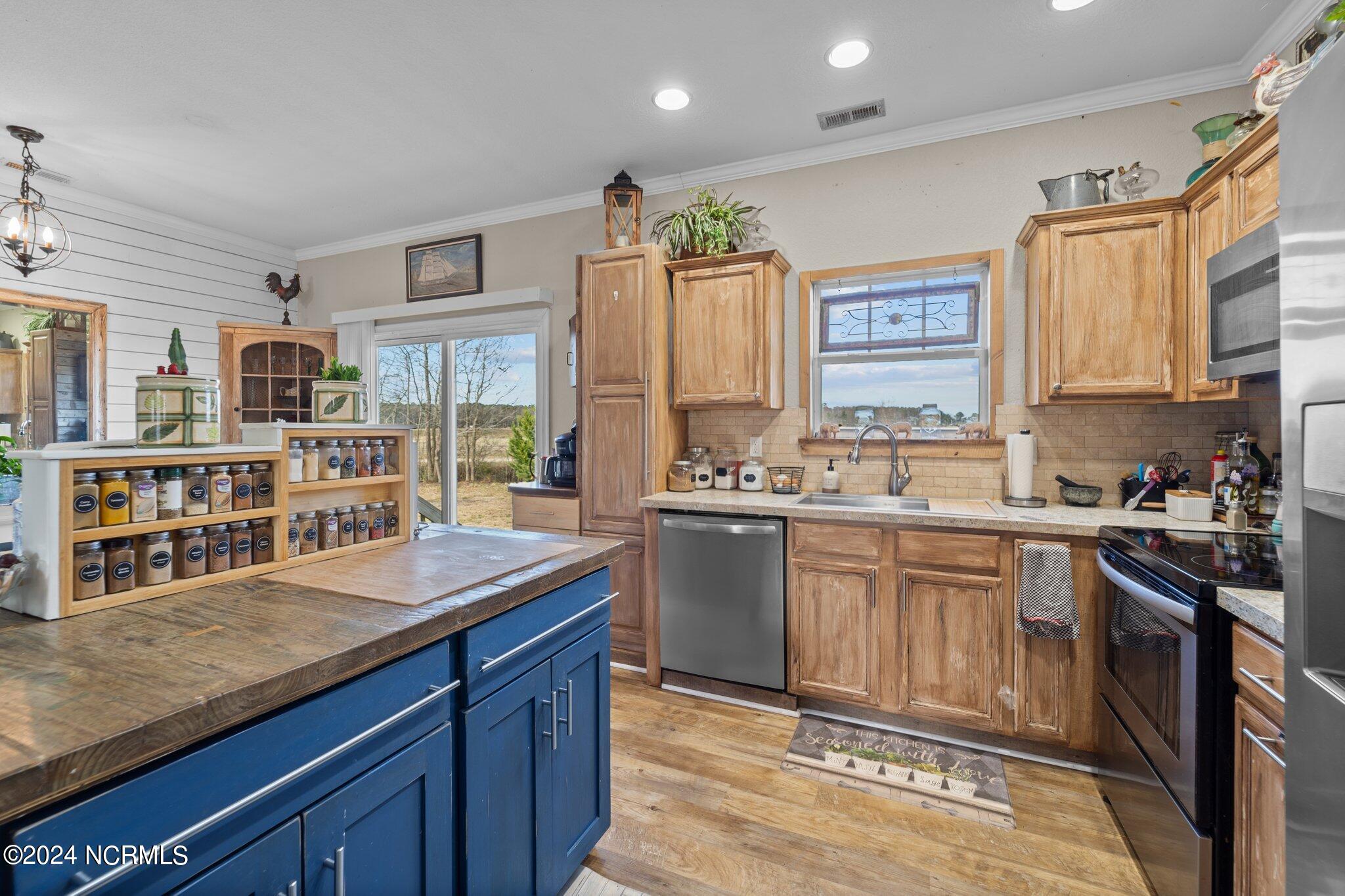 137 Bells Island Road Currituck, NC 27929 - Photo 4 of 17 29-web-or-mls-WCR02295