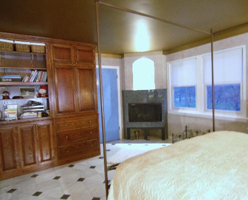 128 Fairbank Road Riverside, IL 60546 - Photo 6 of 11 a bedroom with a bed and a television
