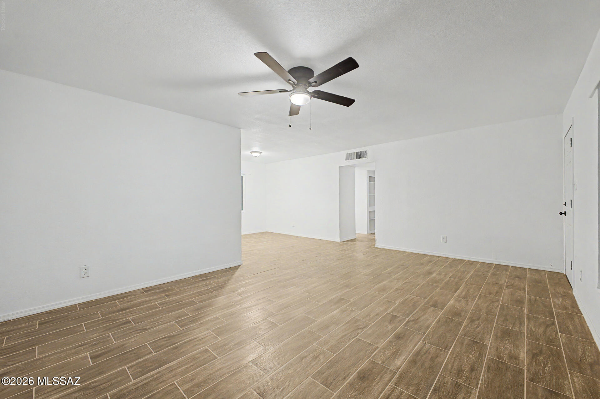 18201 West Tucker Road, Unit 1 Marana, AZ 85653 - Photo 5 of 26 08 - Tucker