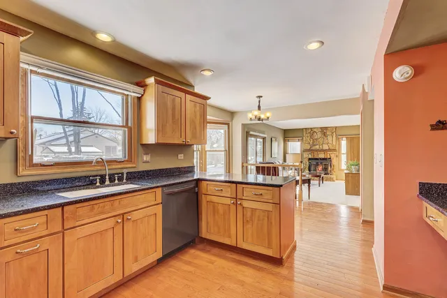 $539,900 | 2308 Modaff Road, Naperville, IL 60565