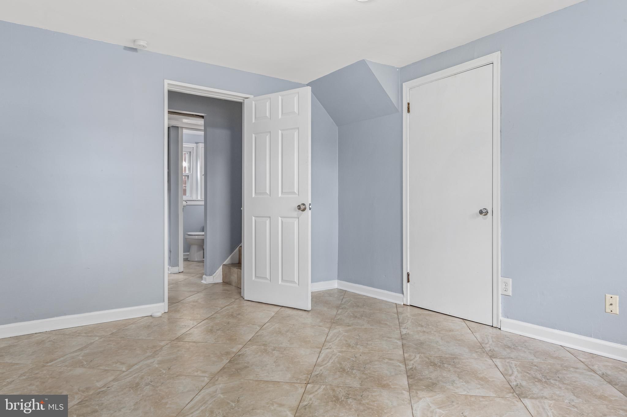 1013 Cedarbrook Road Cherry Hill, NJ 08034 - Photo 29 of 42