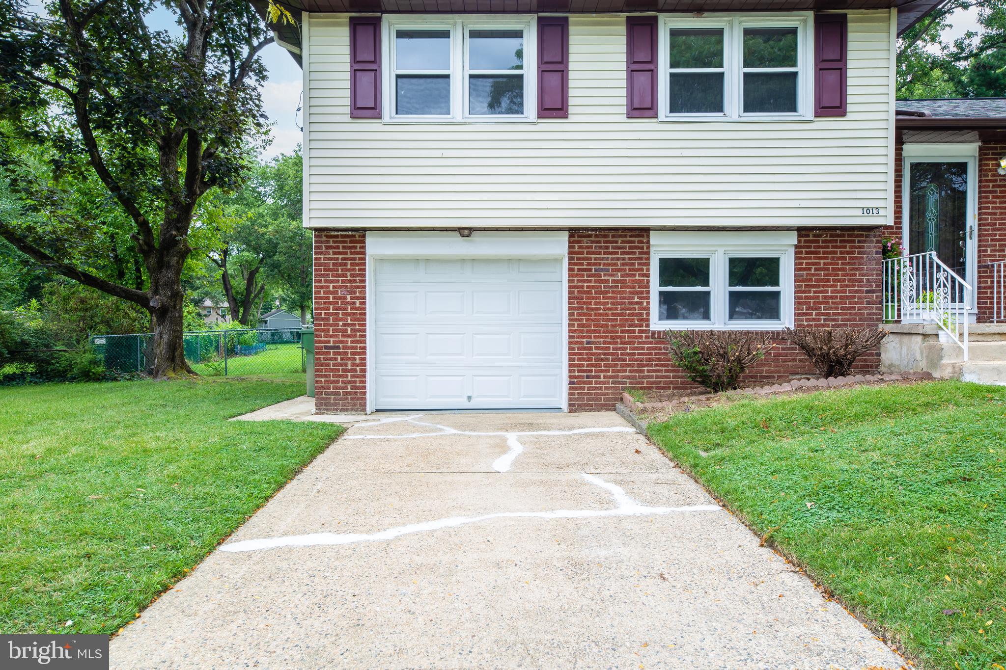 1013 Cedarbrook Road Cherry Hill, NJ 08034 - Photo 4 of 42