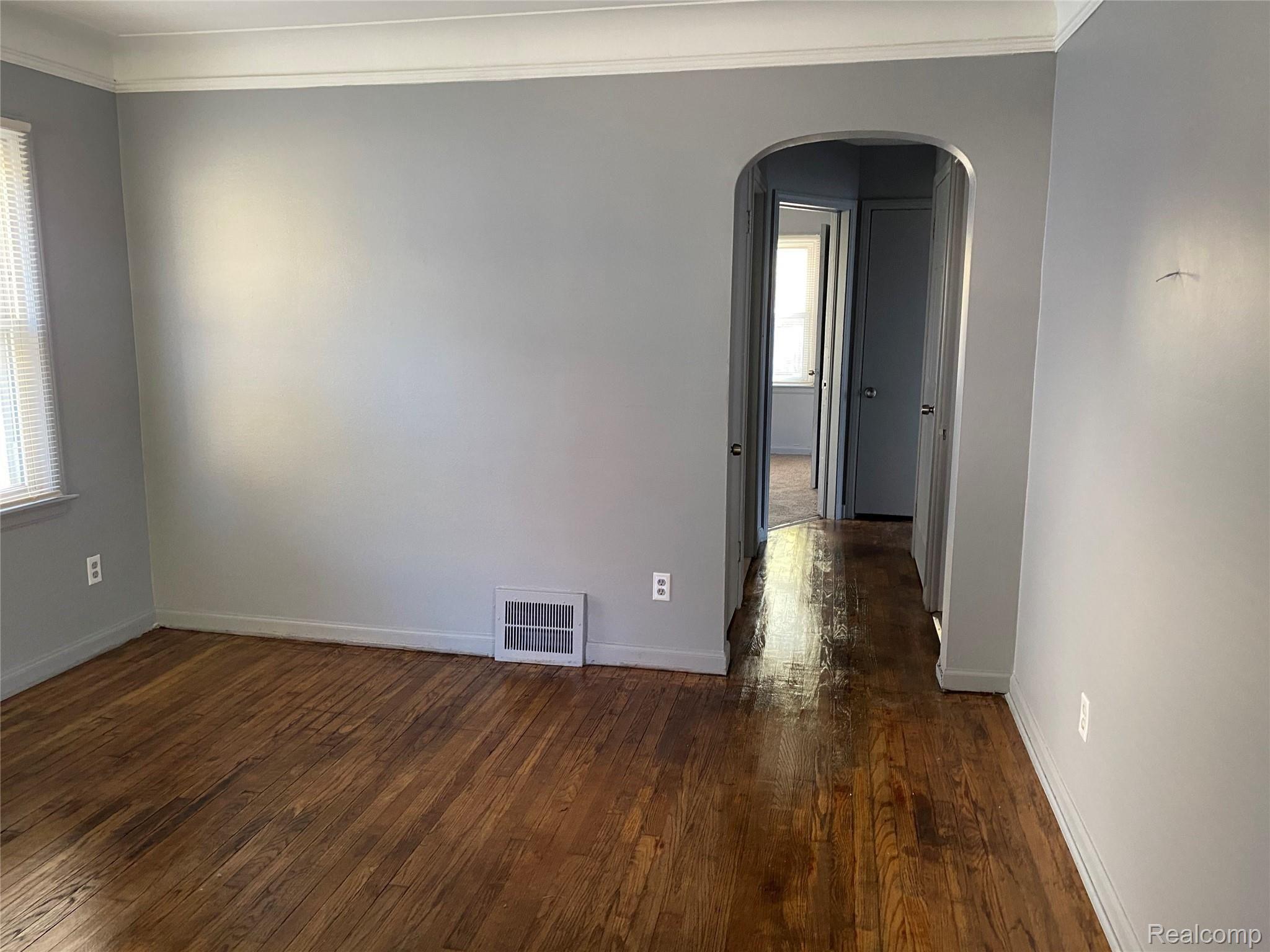 9986 Evergreen Road Detroit, MI 48228 - Photo 4 of 23 IMG-8342.jpg