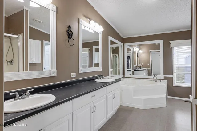 $229,000 | 141 Belgium Road, Crowley, LA 70526