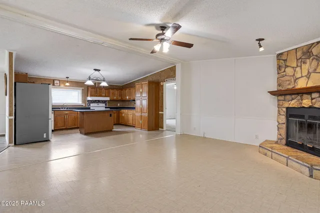 $229,000 | 141 Belgium Road, Crowley, LA 70526