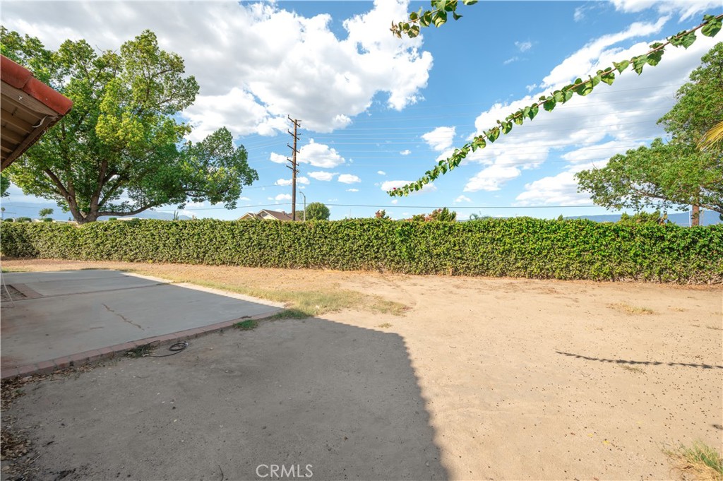 105 South Lamarr Street Rialto, CA 92376 - Photo 19 of 31 Gallery Image 19