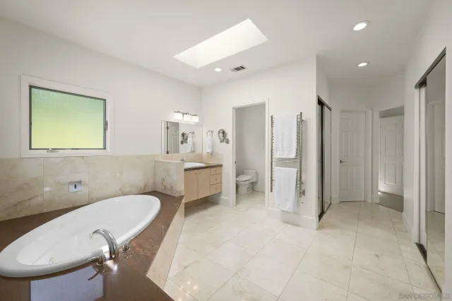 $4,625,000 | 5787 Bellevue Avenue, La Jolla, CA 92037