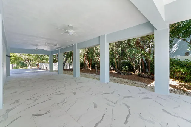 $2,250,000 | 201 Harbor Drive, Islamorada, FL 33036