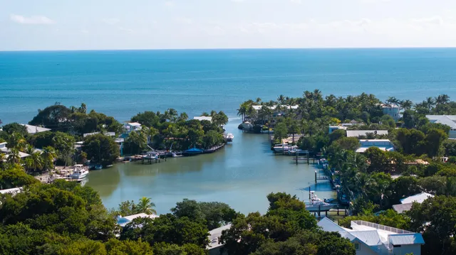 $2,250,000 | 201 Harbor Drive, Islamorada, FL 33036