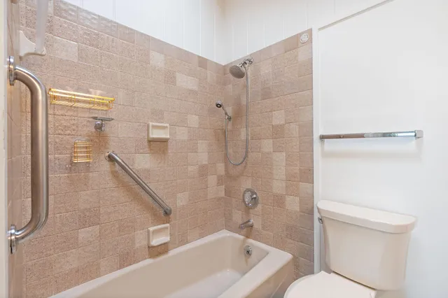 $2,250,000 | 201 Harbor Drive, Islamorada, FL 33036